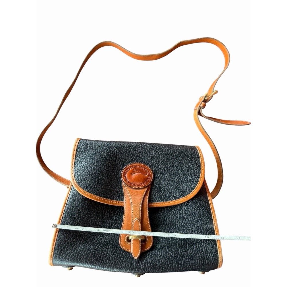 Vintage Dooney & Bourke All Weather Leather Essex Handbag USA pebbled Navy